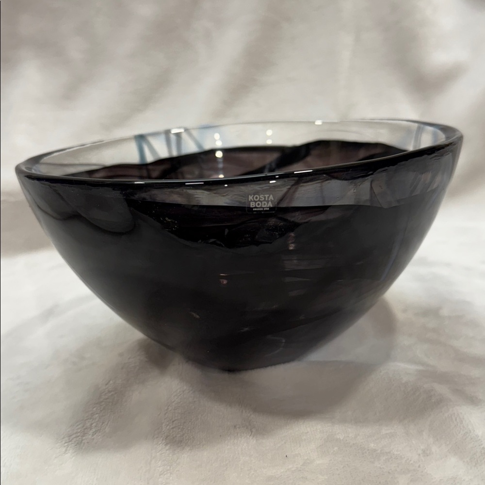 Kosta Boda Contrast Bowl, Purple with Blue ribbons
